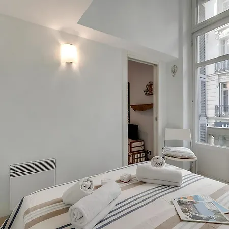 A Casa Di Betty - Happy